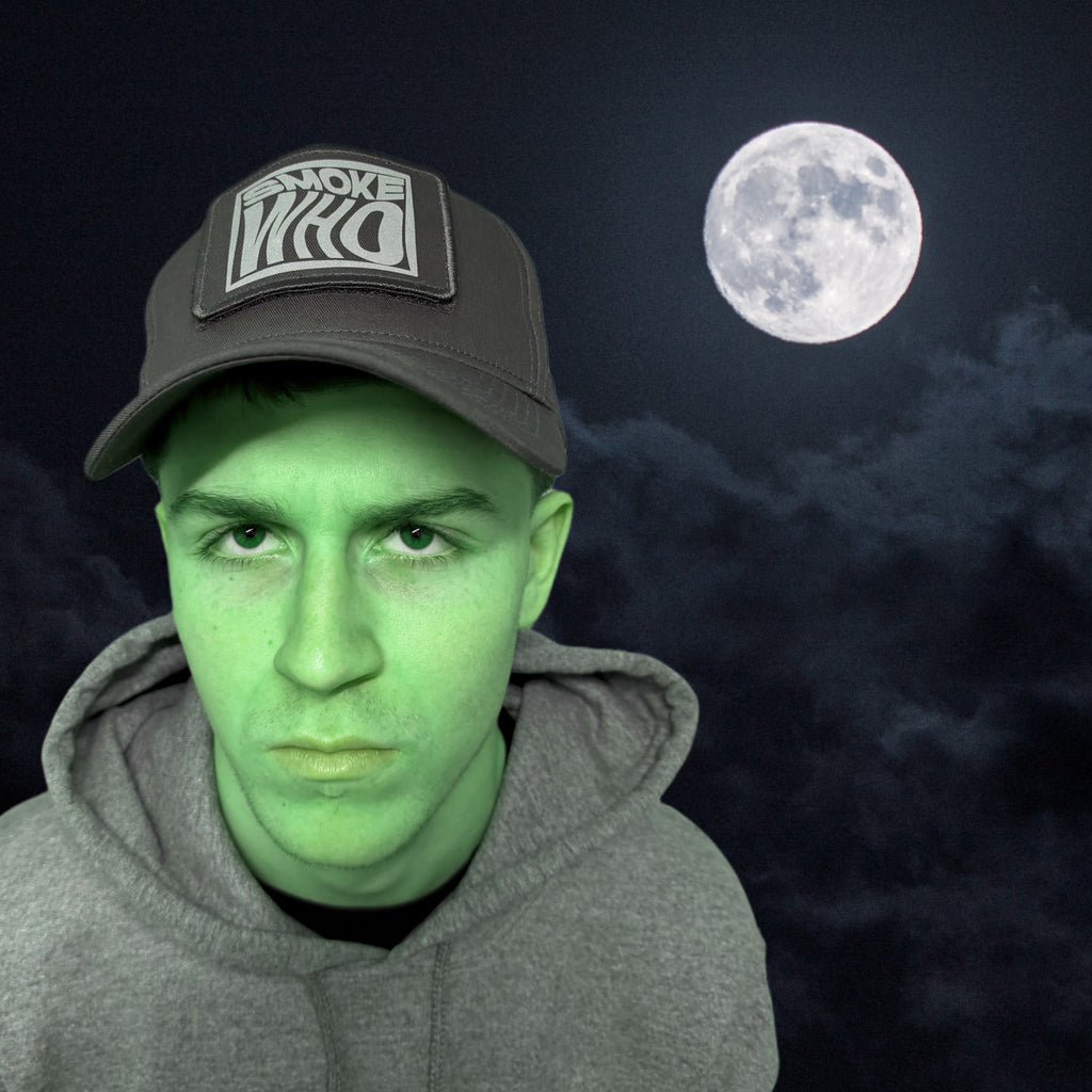 Graphic Grey Smoke Who Cap